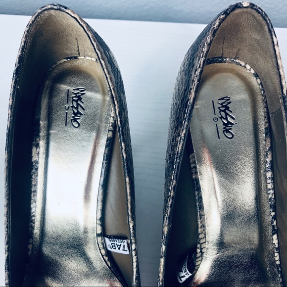 Mossimo Snakeskin Slip On Pointed Toe Heels Sz 8 - Picture 7 of 13